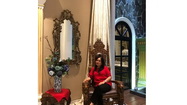 Awet Muda, Ini 6 Gaya Henny Manopo Ibu Amanda Manopo Tampil Kekinian