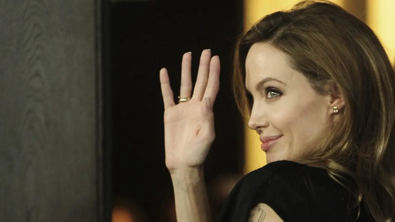 Angelina Jolie diminta tak menggunakan anak sebagai senjata dalam perceraiannya dengan Brad Pitt. (AFP/Bintang.com)