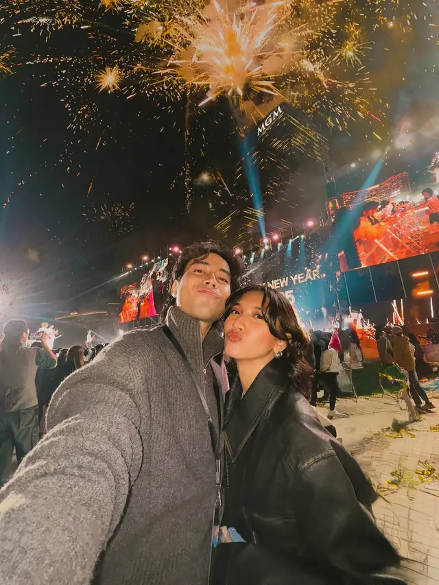 10 Gaya Kompak Pasutri Seleb Rayakan Tahun Baru, dari Raffi Ahmad-Nagita Slavina hingga Jeremy Thomas-Ina Thomas