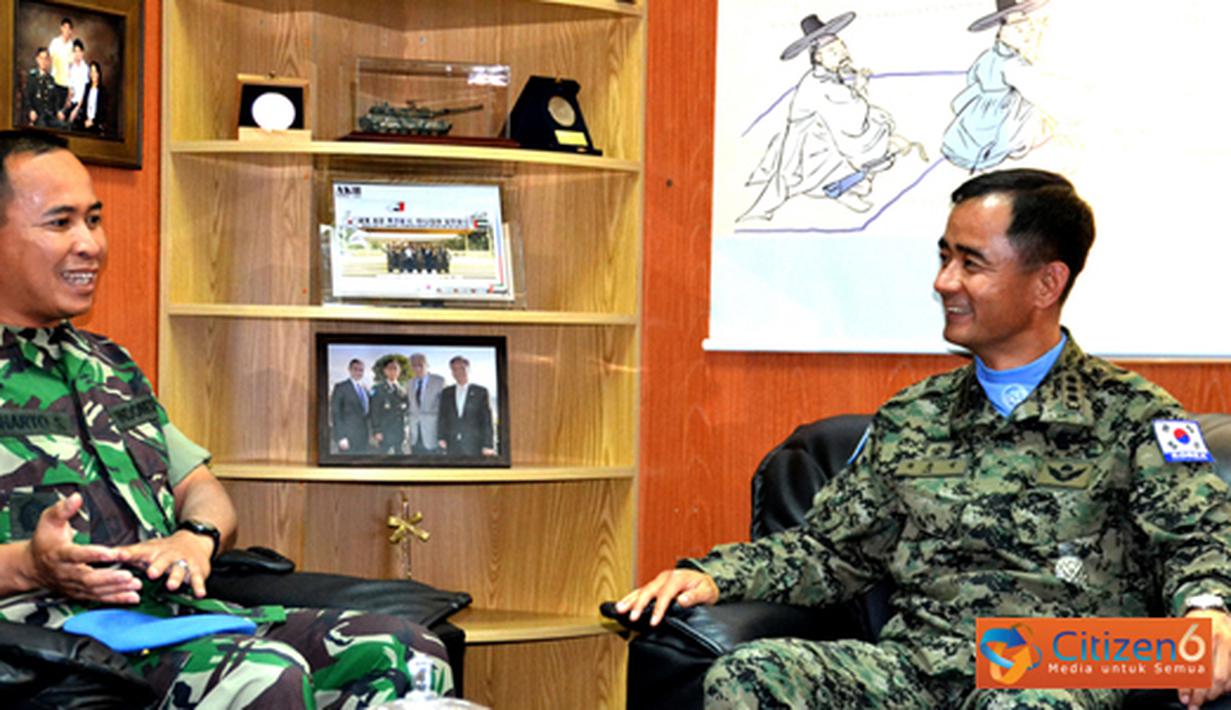 Citizen6, Lebanon Selatan: Kunjungan dilaksanakan dalam rangka mempererat hubungan kerjasama yang selama ini terjalin dengan baik antar Kontingen yang tergabung dalam misi perdamaian UNIFIL di Lebanon. (Pengirim: Badarudin Bakri)