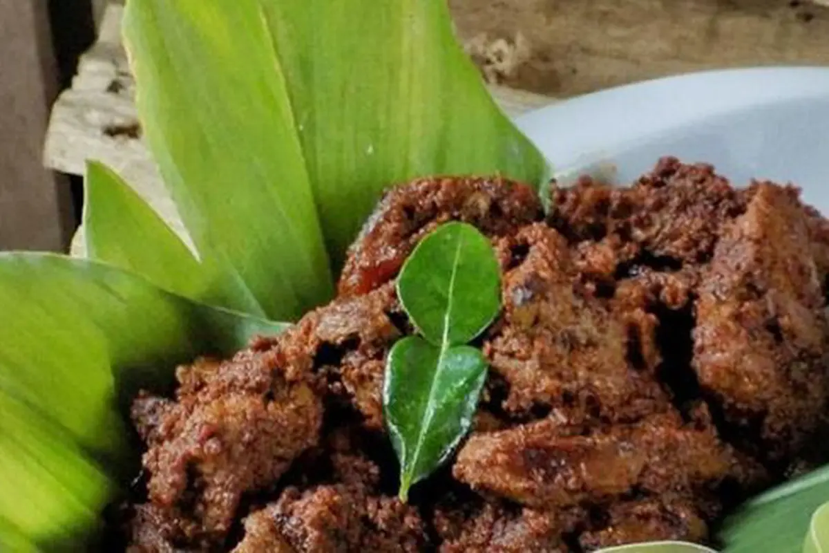 Rendang adalah menu masakan populer di Indonesia | Copyright cookpad.com/Mei Basuki