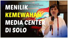 Berita video melihat berbagai fasilitas yang disediakan di Media Center Piala Dunia U-17 2023 di Solo bersama reporter Bola.com Iqri Widya.