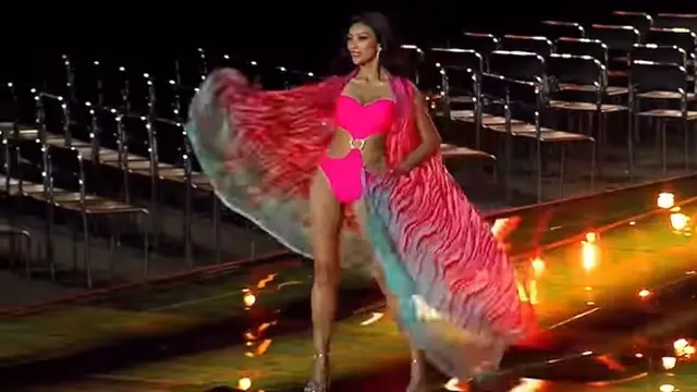 Tampilan Adinda Cresheilla di Preliminary Competition dalam ajang Miss Supranational 2022