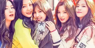 Pada 29 Januari 2018, Red Velvet merilis lagu baru yang berjudul Bad Boy. Lagu yang ada di album The Perfect Red Velvet itu memang punya suasana yang menggemaskan khasnya. (Foto: Allkpop.com)