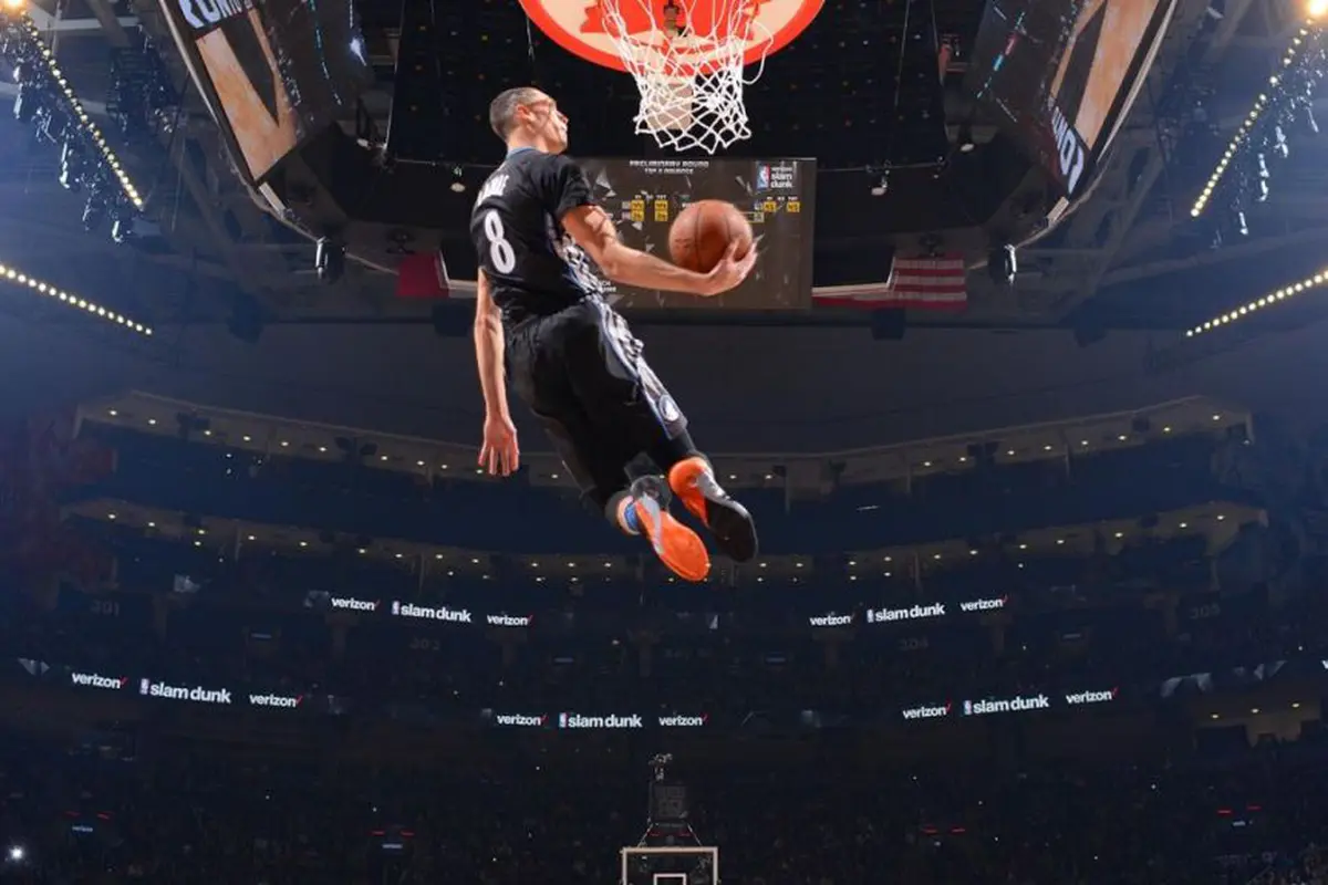 Duel 'Dunk' Gordon vs LaVine dan Jordan vs Dominique, Keren Mana?