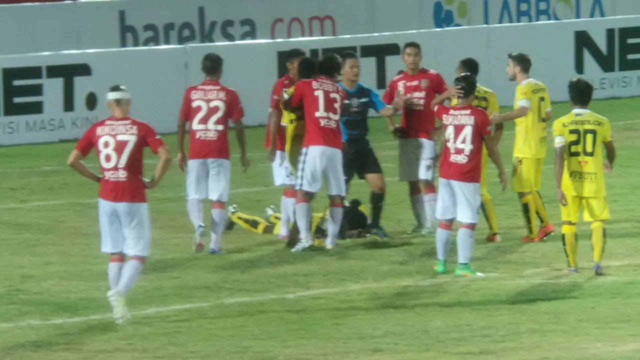 Bali United vs PS Polri