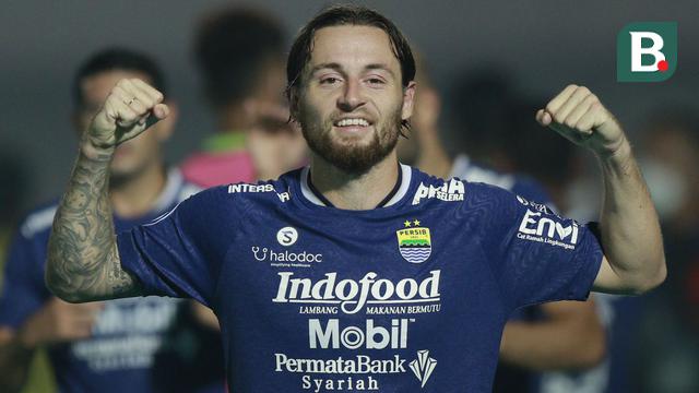 Foto: Hijrah ke Persib Bandung, Marc Klok Langsung Cetak Gol dalam Penampilan Perdana di BRI Liga 1