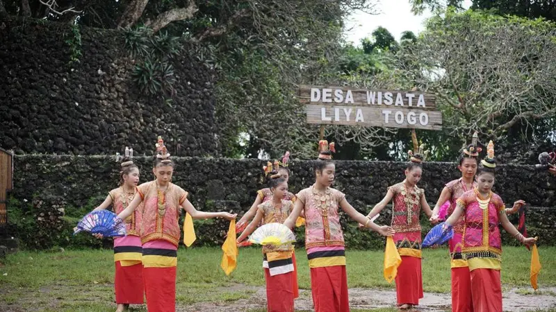 Kampanye Sadar Wisata di desa wisata Wakatobi.