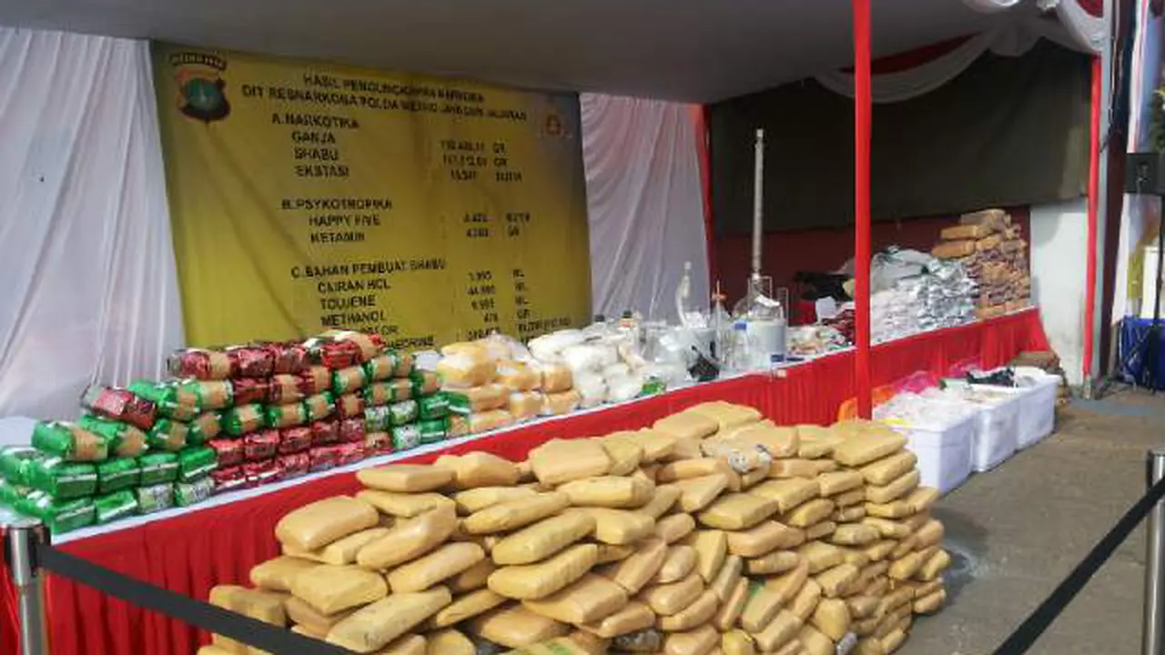 Penangkapan bandar sabu 1