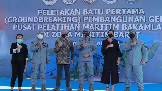 Pelaksanaan Peletakan Batu Pertama