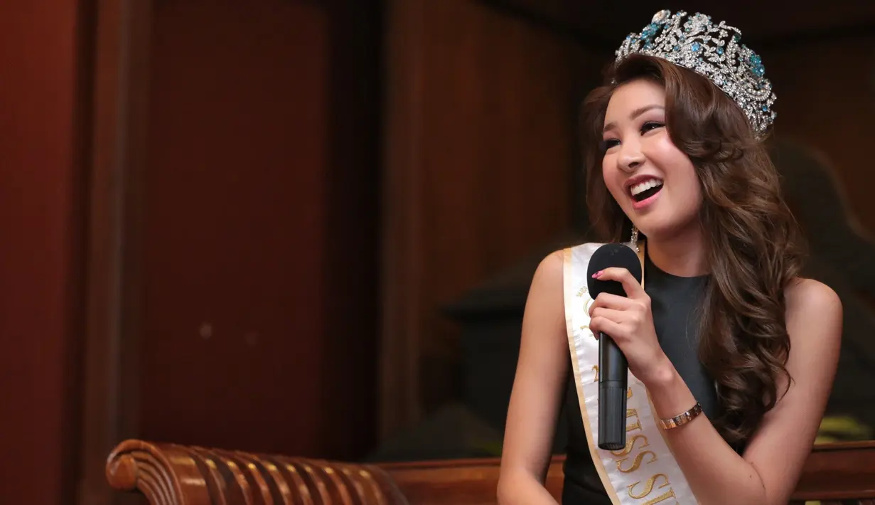 Selain soal sifat ramah masayarakat Indonesia, Jenny Kim sangat terngiang dan menyukai masakan khas Indonesia, yakni masakan Padang dan nasi goreng. (Adrian Putra/Bintang.com)