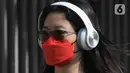 Dinas Kesehatan DKI Jakarta menghimbau warga untuk menggunakan masker saat beraktivitas di luar ruangan. (merdeka.com/Imam Buhori)