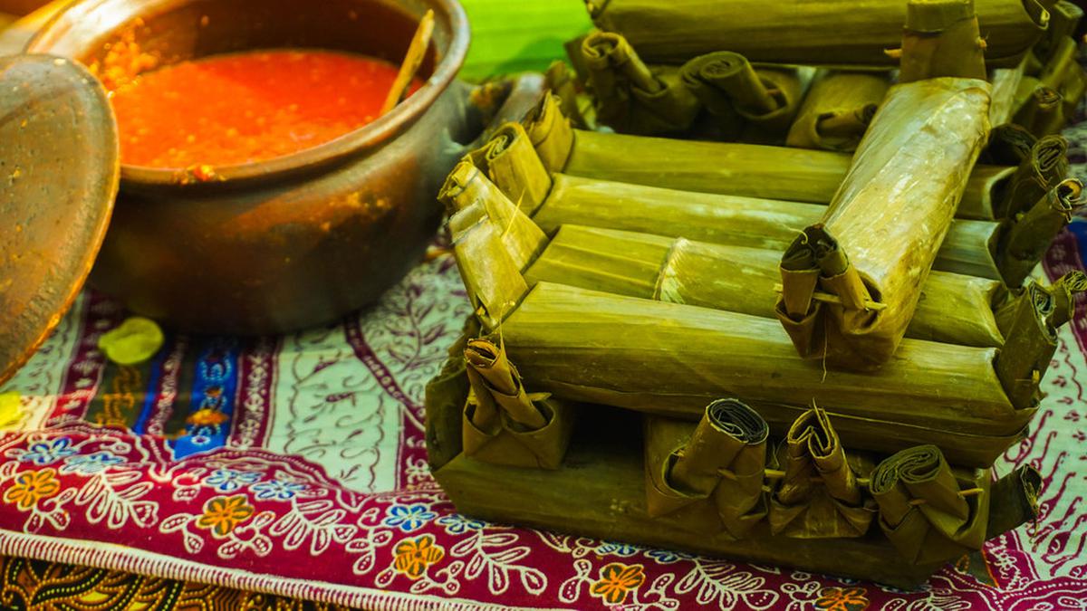 Trik Membuat Lontong Lebaran Tahan Lama, Biar Nggak Gampang Berair dan Basi!