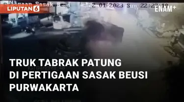 Rekaman CCTV jalan menunjukkan detik-detik kecelakaan itu terjadi