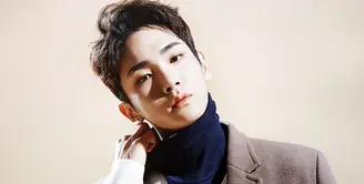 Key SHINee termasuk salah satu idol yang lucu saat mengisi acara variety show. Bukan karena tingkahnya namun karena kepolosan dan kejujurannya. (Foto: soompi.com)