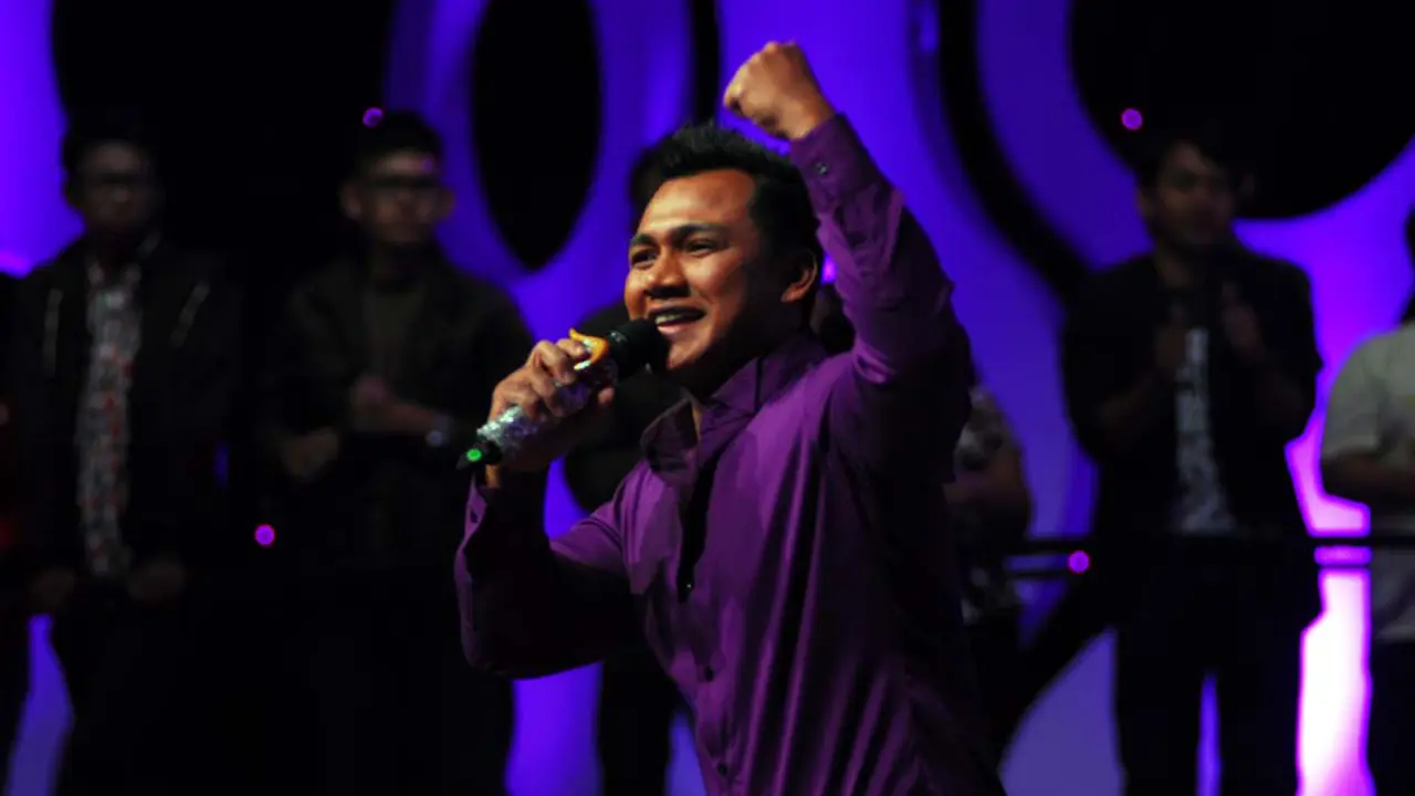 Bupati Langkat Beri Sumbangan untuk Awan D'Academy