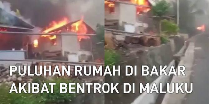 VIDEO: Viral Puluhan Rumah Dibakar saat Bentrok Antar Warga di Maluku