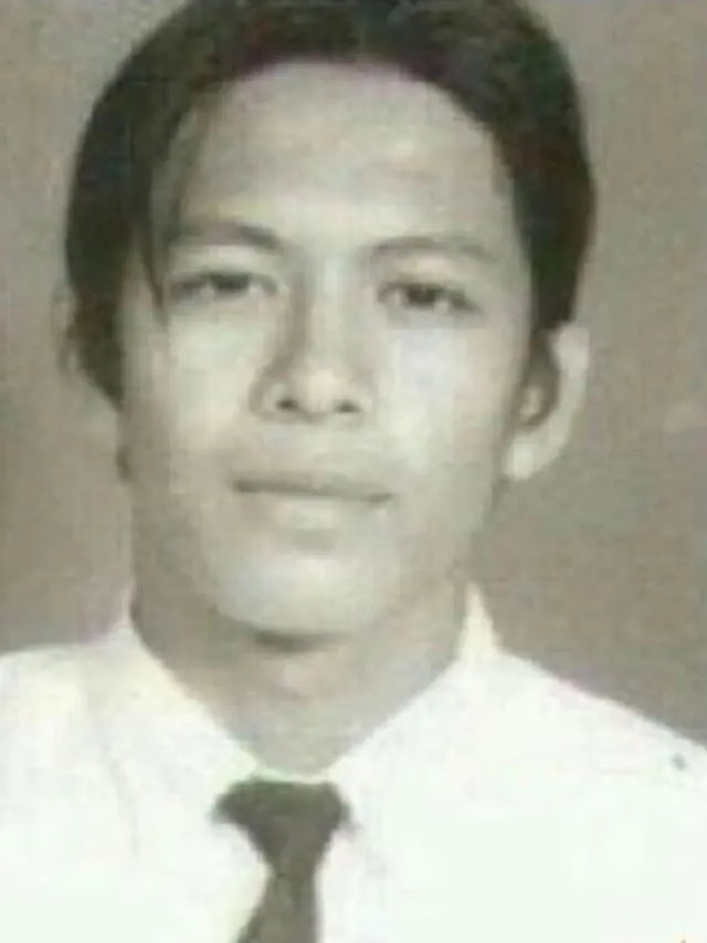 6 Potret Jadul Ariel NOAH Saat Remaja, Pas Foto SMP Sudah Karismatik