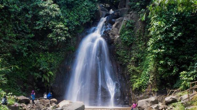 Coban Kethak Destinasi Wisata Air Terjun Eksotik Di Malang