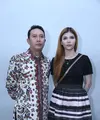 Presenter Sonny Tulung masih membuka pintu damai untuk menyelesaikan masalah kekasihnya Cindy dengan pengusaha otomotif TJD. Presenter ini, tidak mau menghabiskan waktu untuk persoalan seperti ini. (Nurwahyunan/Bintang.com)