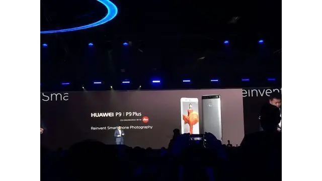 Tim Tekno Liputan6.com beserta media dan tamu undangan sedang bersiap dimulainya peluncuran smartphohe andalah terbaru milik Huawei