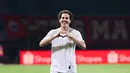 Selebarasi gol Pablo Oliveira usai mampu mencetak gol pertama kemenangan Arema FC melawan Persija Jakarta dalam laga pekan 26 BRI Liga 1 2024/2025 yang digelar di Stadion Patriot Candrabhaga, Bekasi, Minggu (9/3/2025) malam WIB.