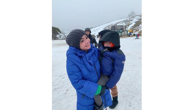 Jalani Debut Main FTV, Ini 6 Potret Kedekatan Rafathar dengan Rieta Amilia