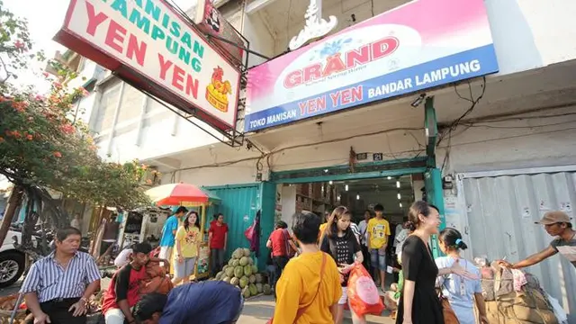 Toko Manisan Yen-Yen. Foto : (Istimewa).