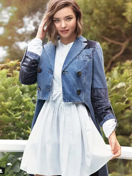 Miranda dan Evan menjalin hubungan sejak tahun 2015 silam. Keduanya pun memutuskan untuk bertunangan pada November 2016 lalu. Jarang terlihat bersama, keduanya pun tak pamer kemesraan di depan umum. (Instagram/mirandakerr)