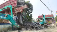 Kepala tiang Tol Bogor Outer Ring Road (BORR) yang berada di Jalan Soleh Iskandar, Tanah Sareal, Kota Bogor, ambruk pada Rabu (10/7/2019) dini hari. (Liputan6/Achmad Sudarno)