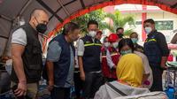 Menteri Kesehatan Budi Gunadi Sadikin meninjau kesiapan rumah sakit-rumah sakit di Cianjur dalam menangani pasien korban gempa. (Foto: dok. Kemenkes)