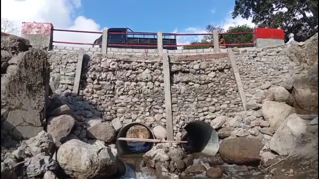 Sebanyak 11 jembatan armco sudah terbangun di sejumlah desa terisolasi di Aceh.