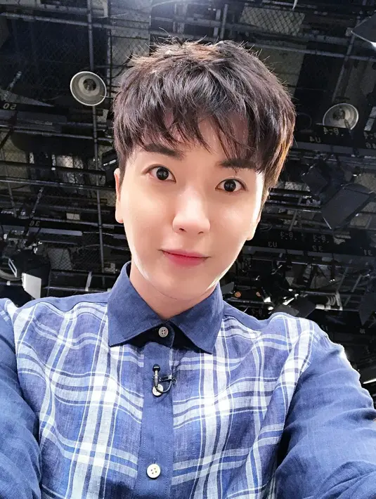 "Aku juga mengalami depresi berat dan berpikir pada diri sendiri bahwa mungkin lebih baik mati daripada hidup tapi sulit bernapas," jelasnya. (foto: instagram.com/xxteukxx)