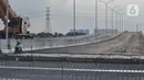Suasana proyek pembangunan Jalan Tol Cibitung-Cilincing (JTCC) seksi 4 di Marunda, Jakarta Utara, Selasa (8/11/2022). Pembangunan Tol JTCC seksi 4 ruas Tarumajaya-Cilincing sepanjang 7,28 Km saat ini progres pembangunannya telah mencapai 87,23%