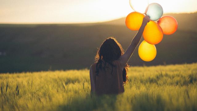 Ilustrasi kebahagiaan, bahagia, kebebasan