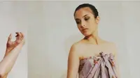 Cinta Indonesia, Ini Model Baju Batik ala Chelsea Islan