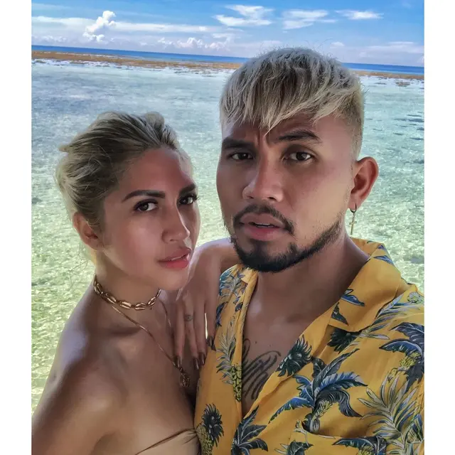 Roy Ricardo dan Nyvi Stephanie