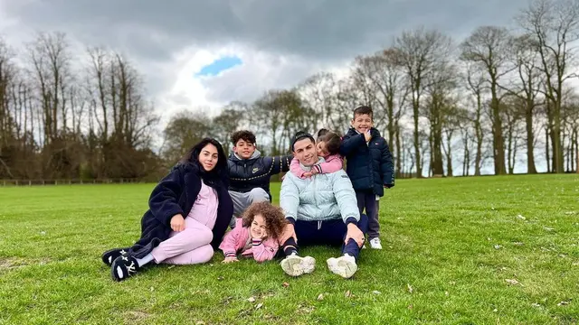 Cristiano Ronaldo dan keluarga. (Instagram/ cristiano)
