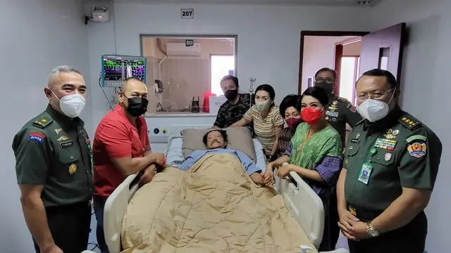Mantan Kepala BIN Hendropriyono dirawat di RSPAD Gatot Soebroto, Jakarta. (Instagram @diaz.hendropriyono)
