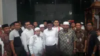Salat Jumat di Masjid Raya Jakarta, Djarot Cek Keadaan (Liputan6.com/Devira Prastiwi)