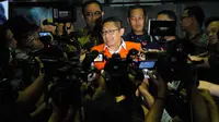 20 Kemeja Batik Anas Disita Penyidik KPK