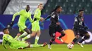 Pemain Lille Renato Sanches menggiring bola saat melawan Wolfsburg pada pertandingan sepak bola Grup G Liga Champions di Wolfsburg, Jerman, 8 Desember 2021. Lille menang 3-1. (AP Photo/Martin Meissner)