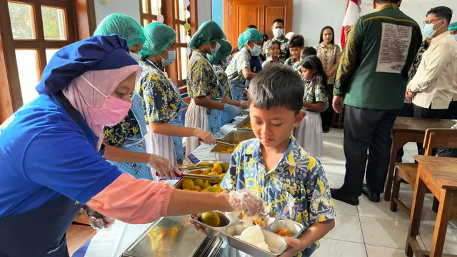 MBG prasmanan di Jepara