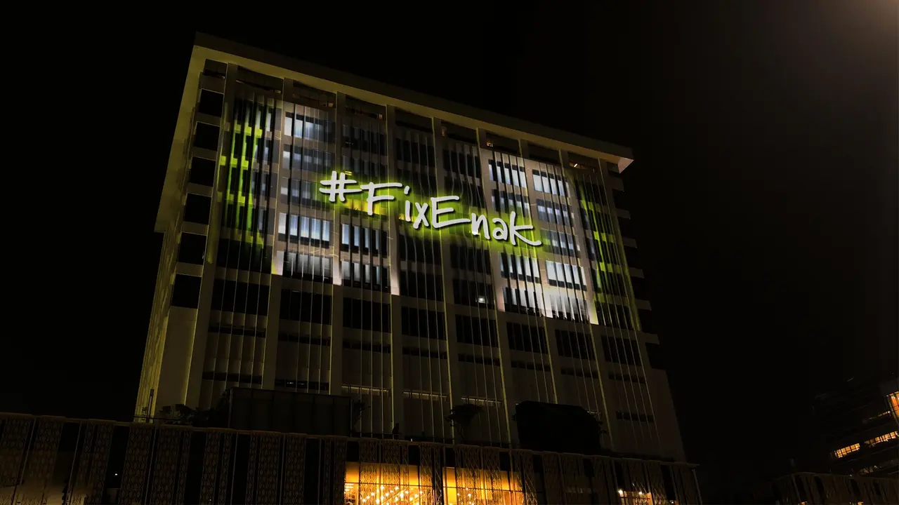 Giant Video Mapping NU Tea