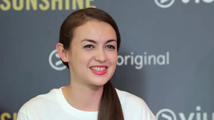 [Bintang] Rianti Cartwright