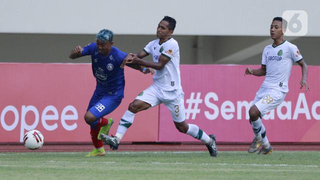 FOTO: Arema FC Tahan Imbang Persikabo 1973 di Stadion Manahan