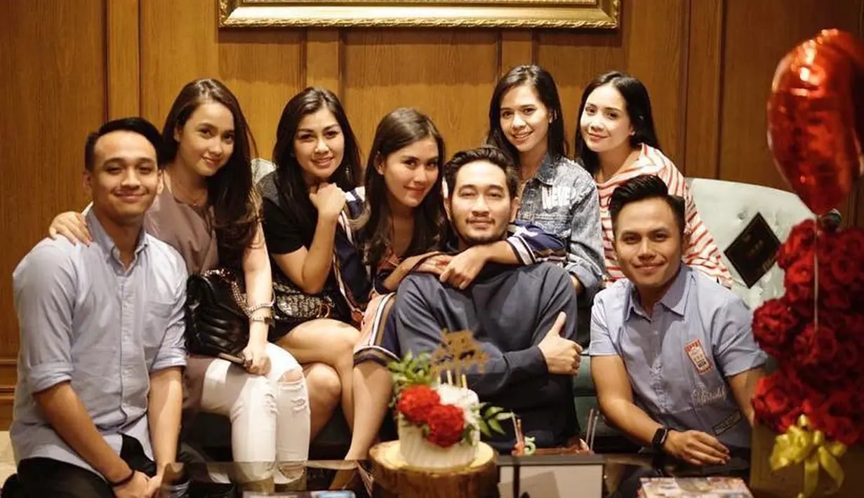 Syahnaz Sadiqah dan Jeje Govinda