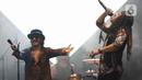 Penampilan Band Rock Seurieus x Candil di atas panggung Everblast Festival 2023 di Gambir Expo Kemayoran, Jakarta, Sabtu (4/3/2023). Kolaborasi ini tampil membawakan lagu - lagu andalan Seurieus seperti Minum Susu, Kapan Ku Punya Pacar, Kecuali Dia,  Bandung 19 Oktober, hingga lagi sejuta umat, Rocker Juga Manusia. (Liputan6.com/Herman Zakharia)