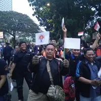 Kepulangan Owi/Butet alias Tontowi Ahmad dan Liliyana Natsir ke Tanah Air disambut oleh ratusan bikers dan siswa SMU. (Bintang.com/Dadan Eka Permana)