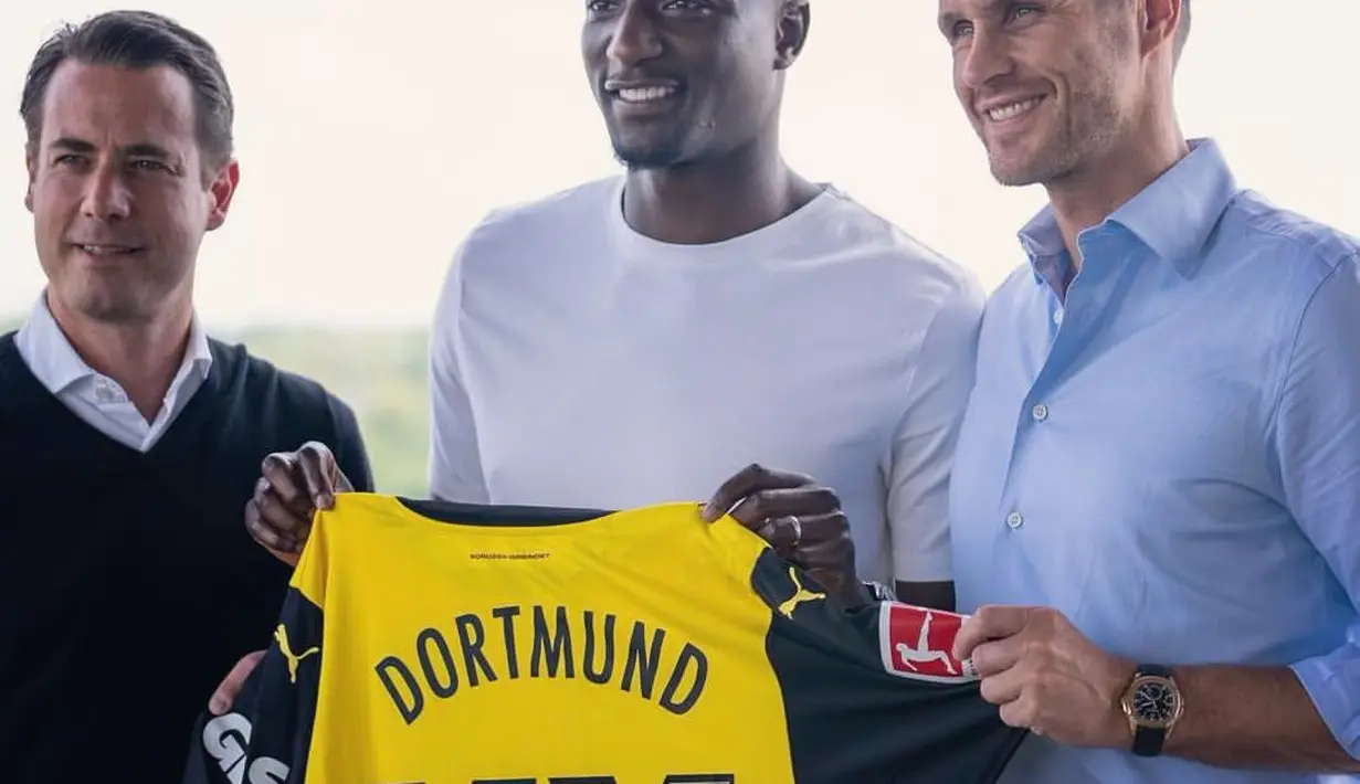 Penyerang timnas Guinea itu pun diikat kontrak jangka panjang berdurasi empat tahun hingga 2028. (FOTO: instagram.com/guirassy19off/)